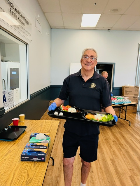 Palm Springs Sunup Volunteering at Mizell Center